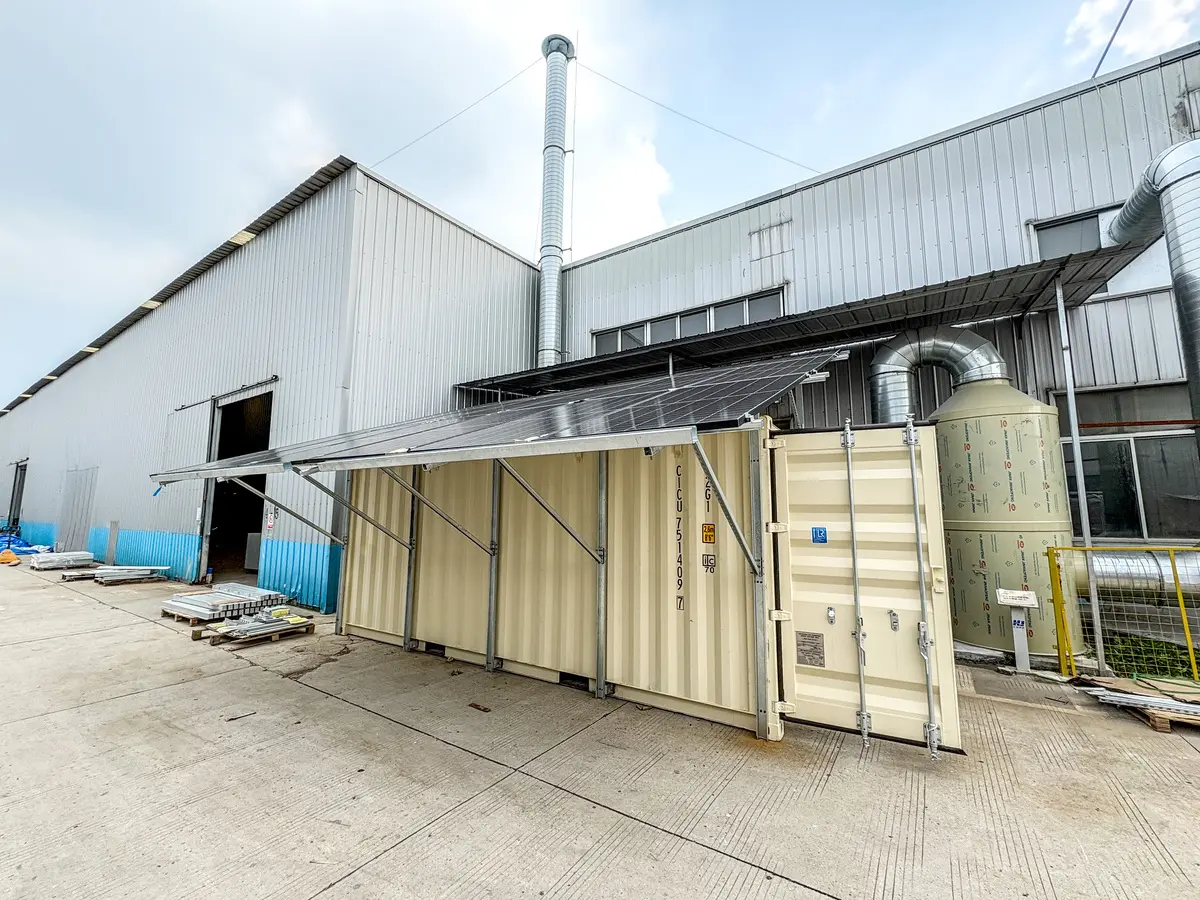 roof-mounted solar panel container