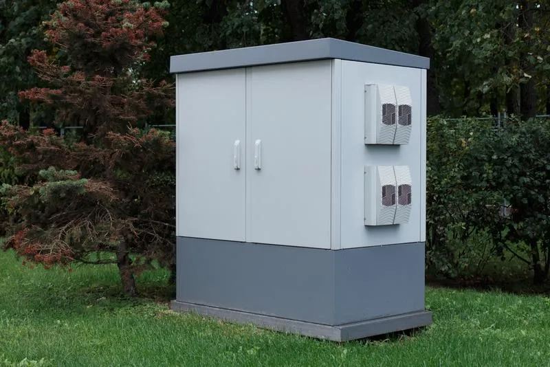 Photovoltaic-energy-storage-cabinet