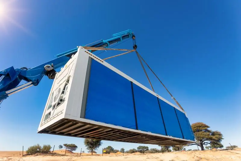folding-solar-container