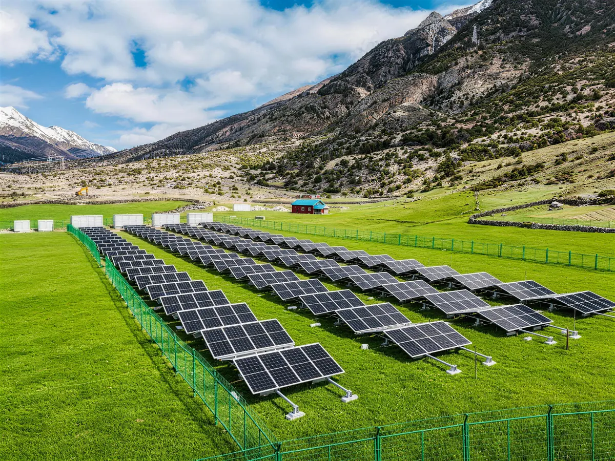 Solar Container Project in Tibet Figure 1