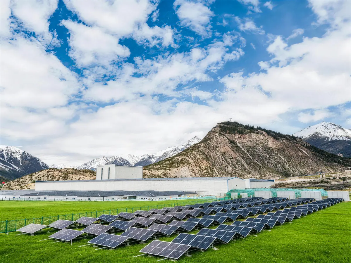 Solar Container Project in Tibet Figure 2
